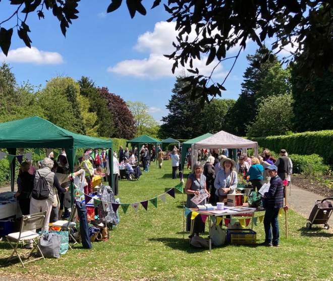 Plant sale and community day in Charlton House gardens, May 2021