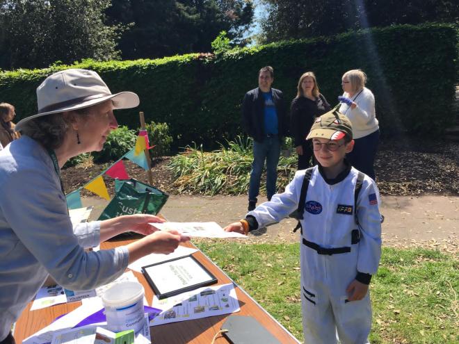 Plant sale and community day in Charlton House gardens, May 2021